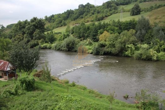 KUĆA U ČEKRČIĆIMA/VISOKO 200 M2