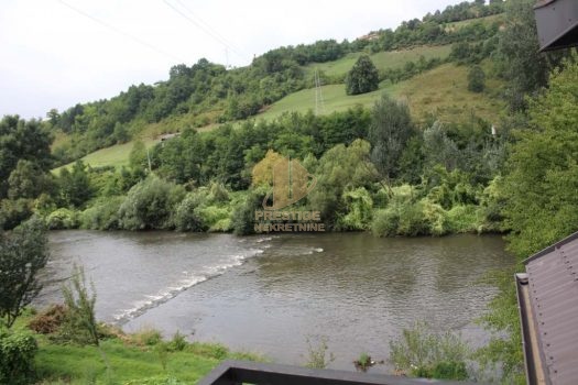 KUĆA U ČEKRČIĆIMA/VISOKO 200 M2