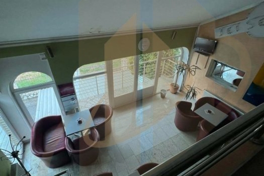 POSLOVNI PROSTOR ILIJAŠ 90m2