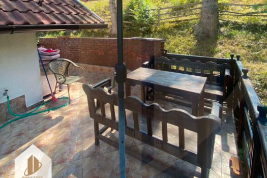 Vikendica 180m2 – Zemljište 730 m2/Donji Čevljanovići