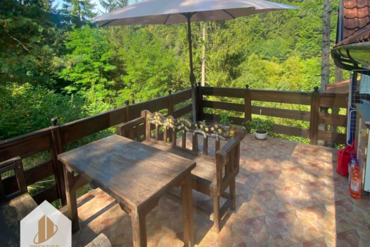 Vikendica 180m2 – Zemljište 730 m2/Donji Čevljanovići