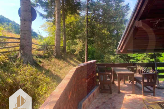 Vikendica 180m2 – Zemljište 730 m2/Donji Čevljanovići