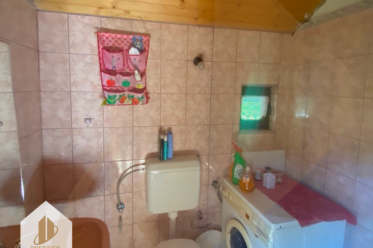 Vikendica 180m2 – Zemljište 730 m2/Donji Čevljanovići