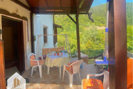 Vikendica 180m2 – Zemljište 730 m2/Donji Čevljanovići