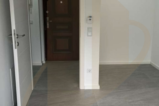 STAN 53.50m2 – ILIJAŠ – CENTAR – POTPUNO ADAPTIRAN